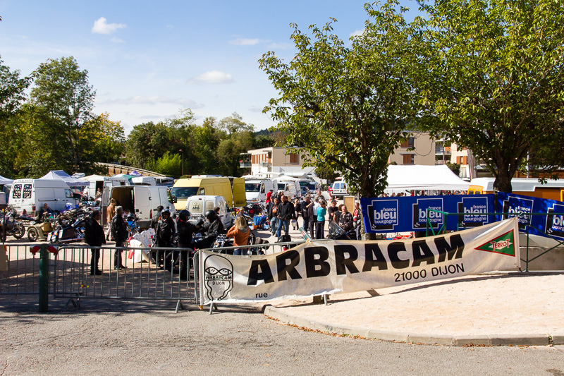 Bourse d'échange ARBRACAM motos anciennes et classiques d'automne