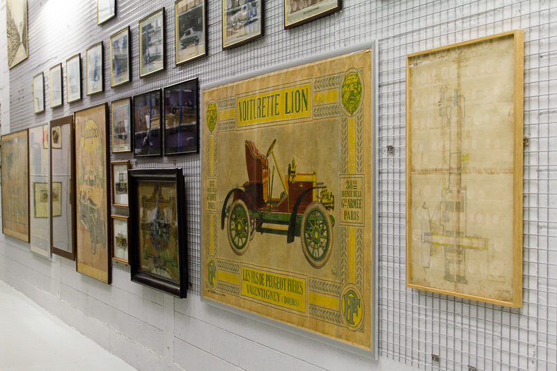 PHOTO DE LA BOURSE DE MOTOS ET AUTOS ANCIENNES, CLASSIQUES ET YOUNGTIMERS D'OCTOBRE 2016 À LONGVIC 161125-peugeot-terre-blanche-077
